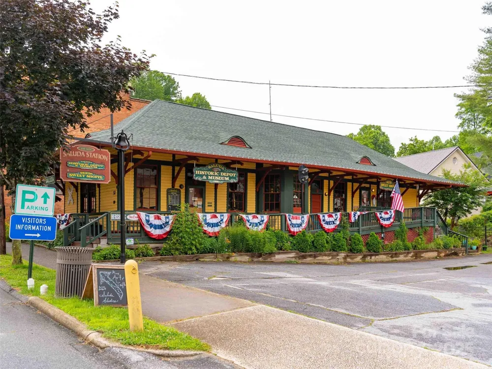 00 Mountain Page Road #17,18,19 Saluda, NC 28773