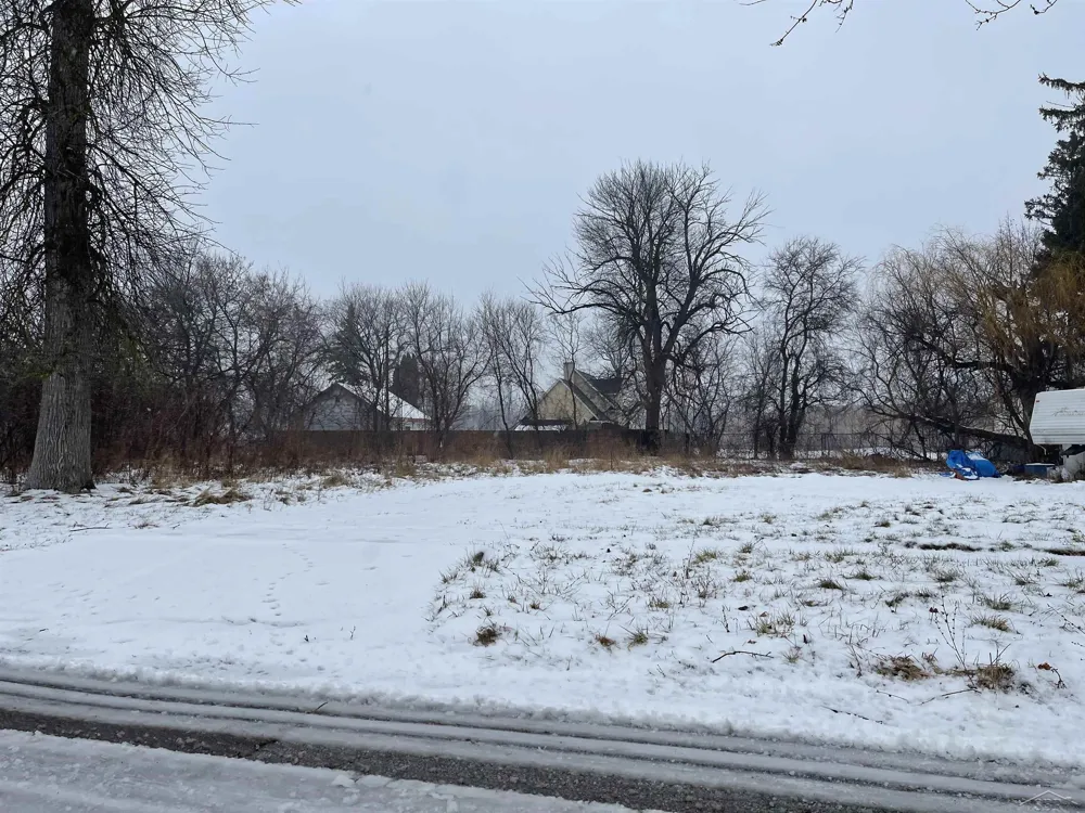 1339 Mott Street Saginaw City, MI 48601