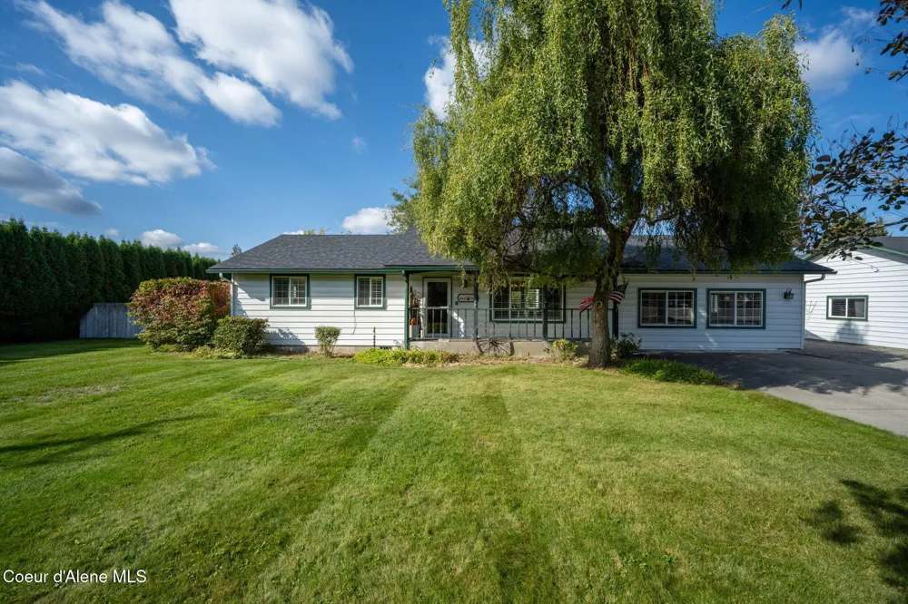 7671 4th Street Dalton Gardens, ID 83815