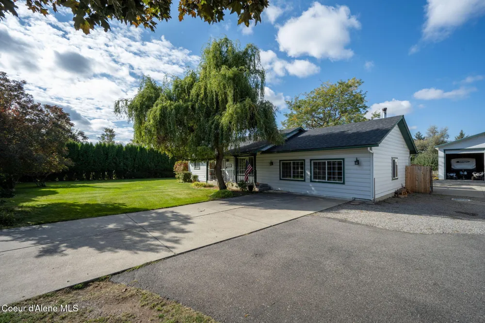 7671 4th Street Dalton Gardens, ID 83815