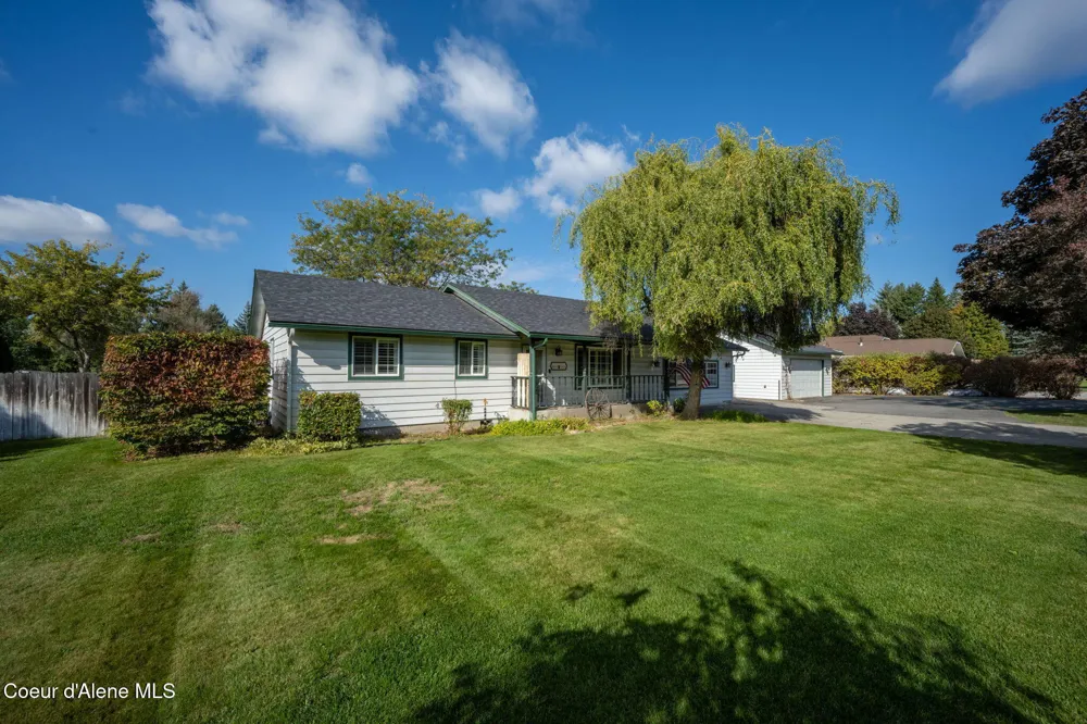 7671 4th Street Dalton Gardens, ID 83815