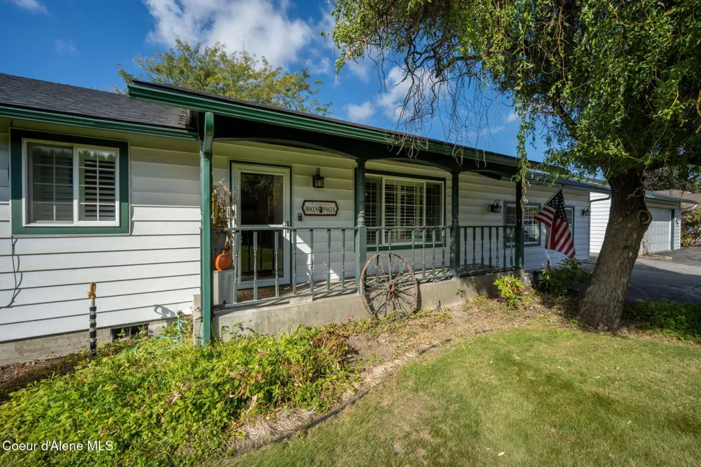 7671 4th Street Dalton Gardens, ID 83815