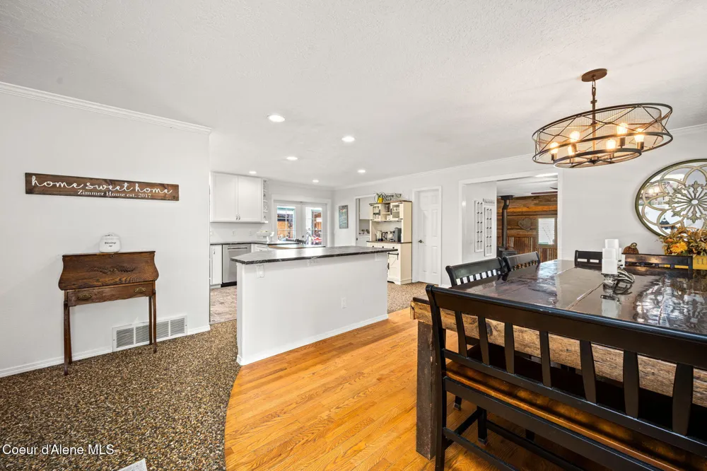 7671 4th Street Dalton Gardens, ID 83815