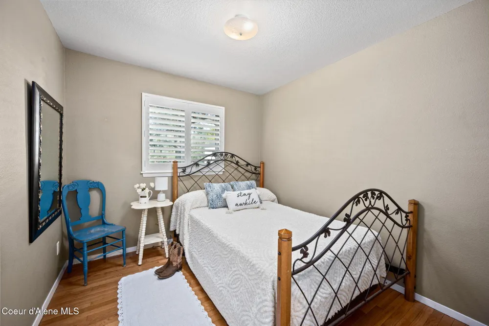 7671 4th Street Dalton Gardens, ID 83815