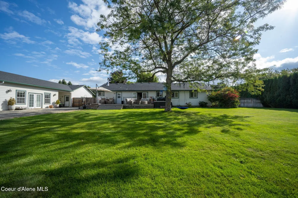 7671 4th Street Dalton Gardens, ID 83815