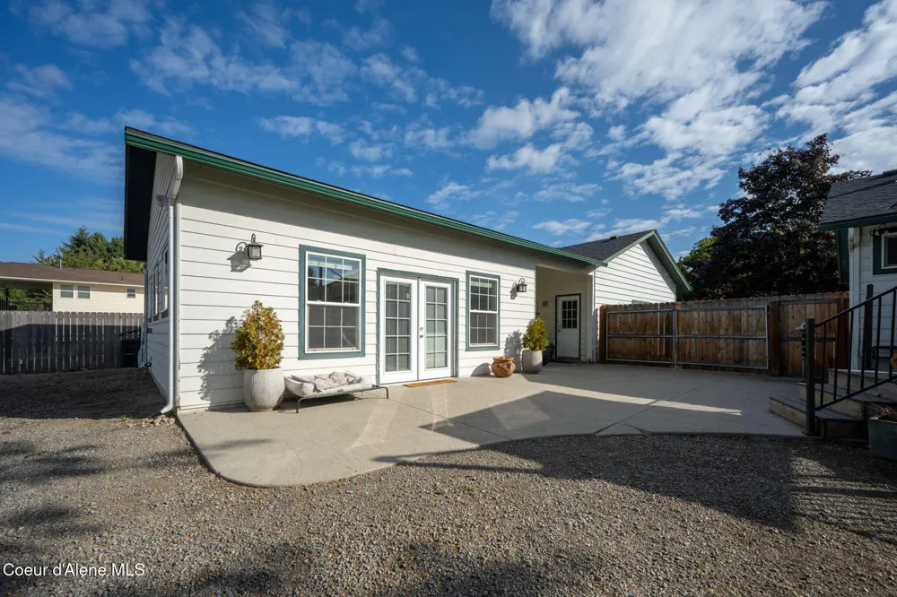 7671 4th Street Dalton Gardens, ID 83815