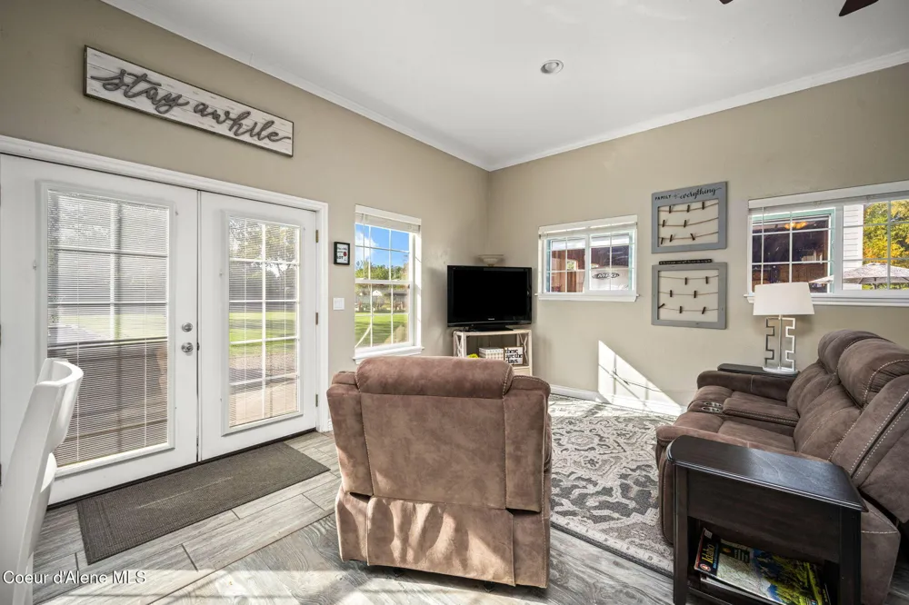 7671 4th Street Dalton Gardens, ID 83815