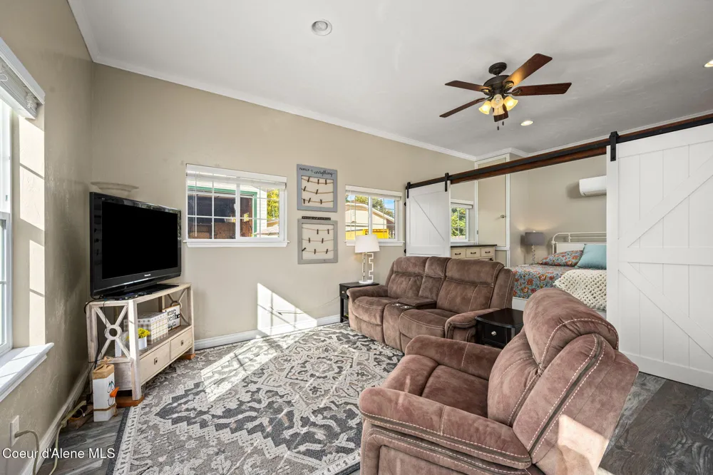 7671 4th Street Dalton Gardens, ID 83815