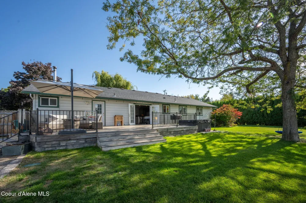7671 4th Street Dalton Gardens, ID 83815
