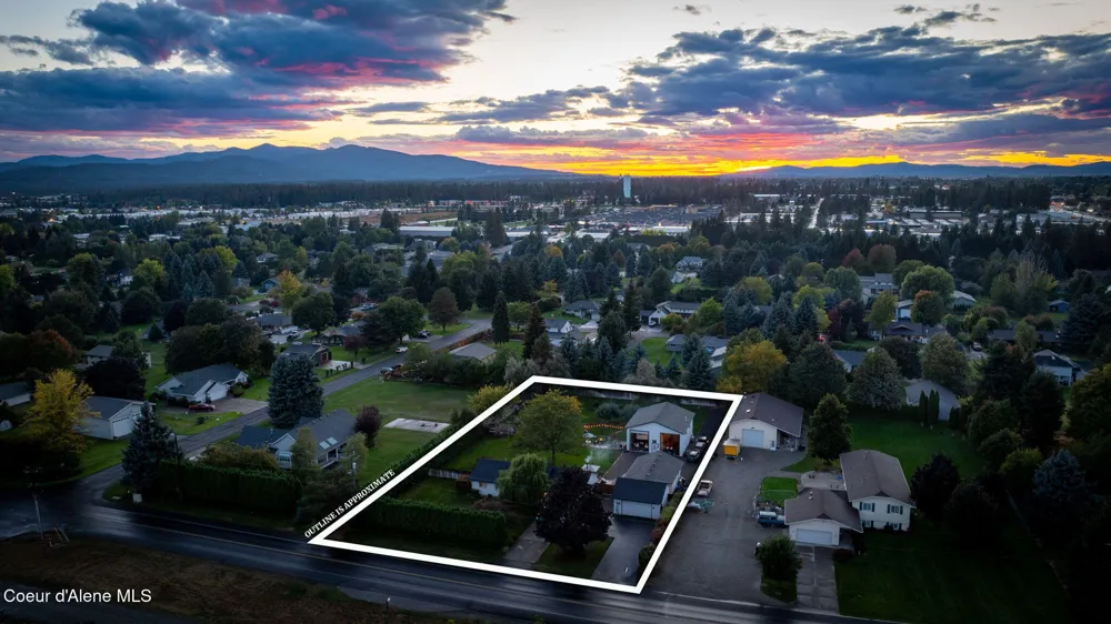 7671 4th Street Dalton Gardens, ID 83815