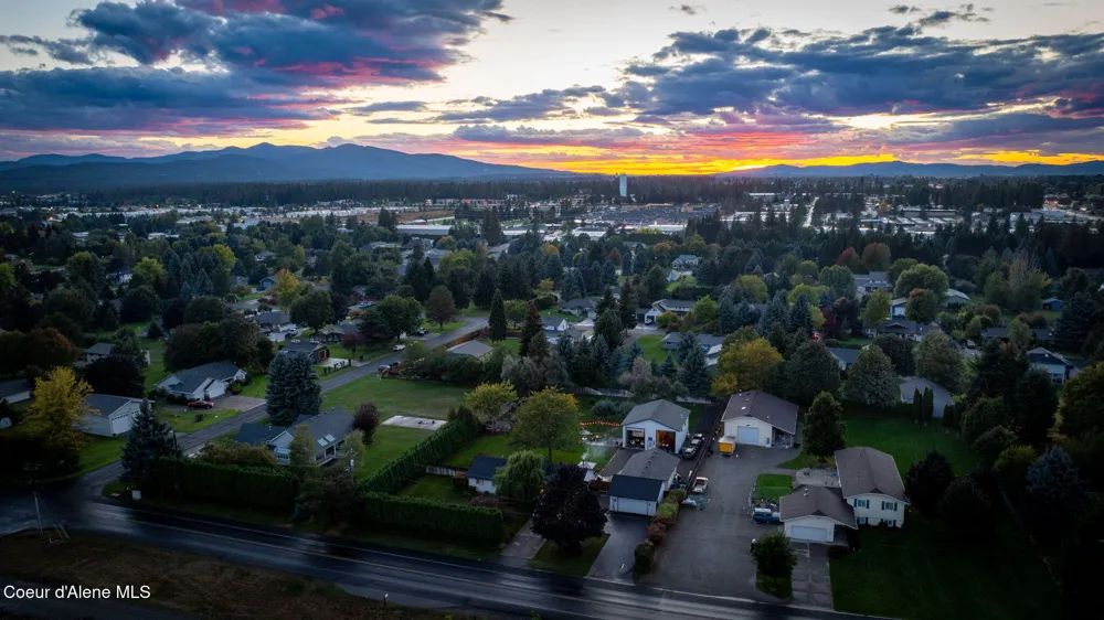 7671 4th Street Dalton Gardens, ID 83815