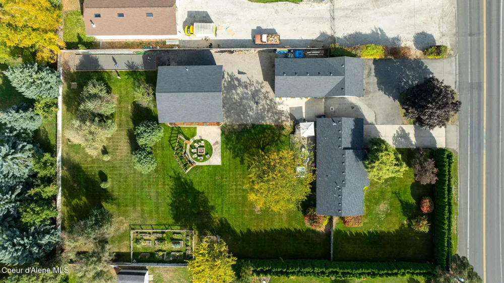 7671 4th Street Dalton Gardens, ID 83815