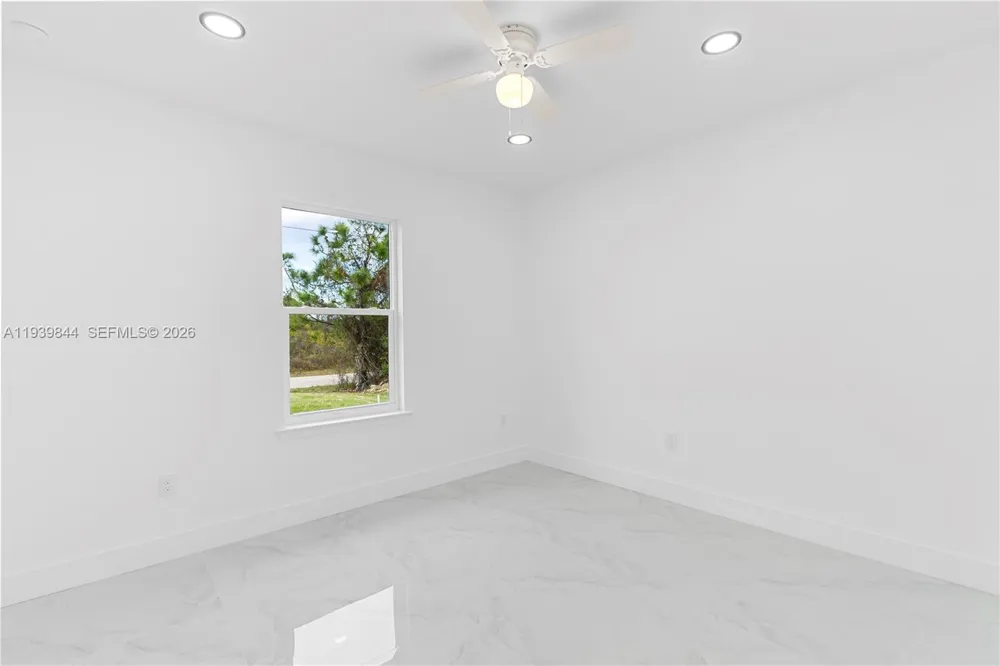 3117 W 64th W Lehigh Acres, FL 33971