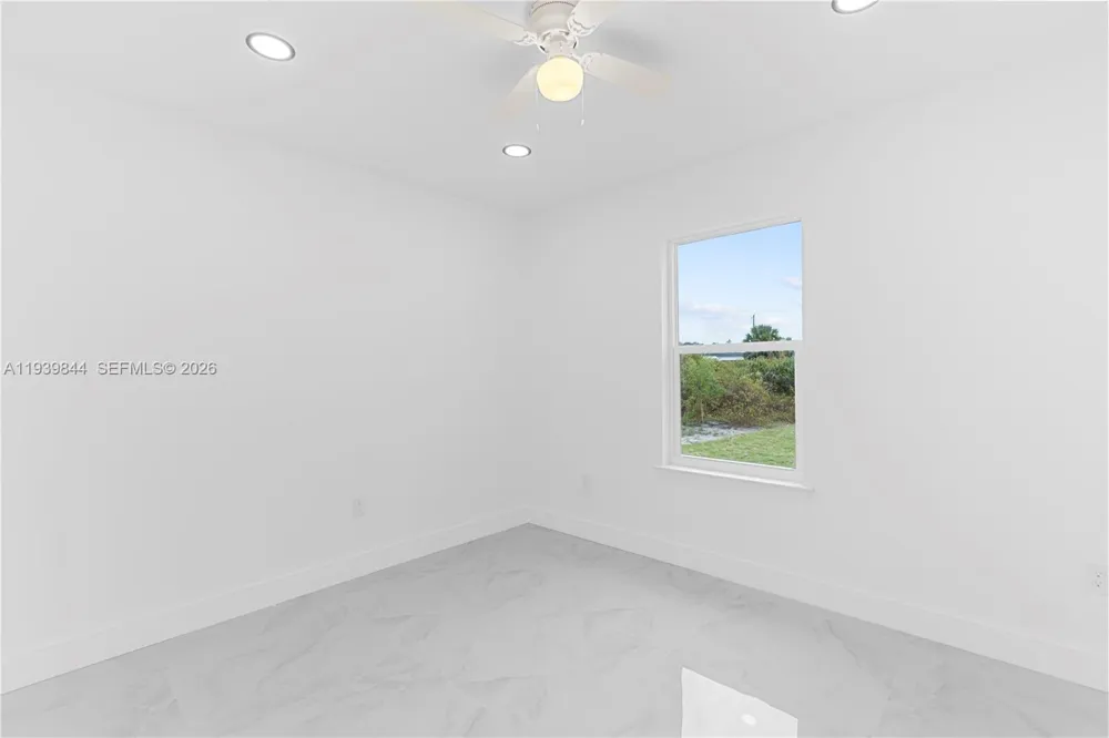 3117 W 64th W Lehigh Acres, FL 33971