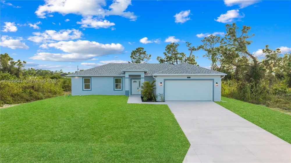 3117 W 64th W Lehigh Acres, FL 33971