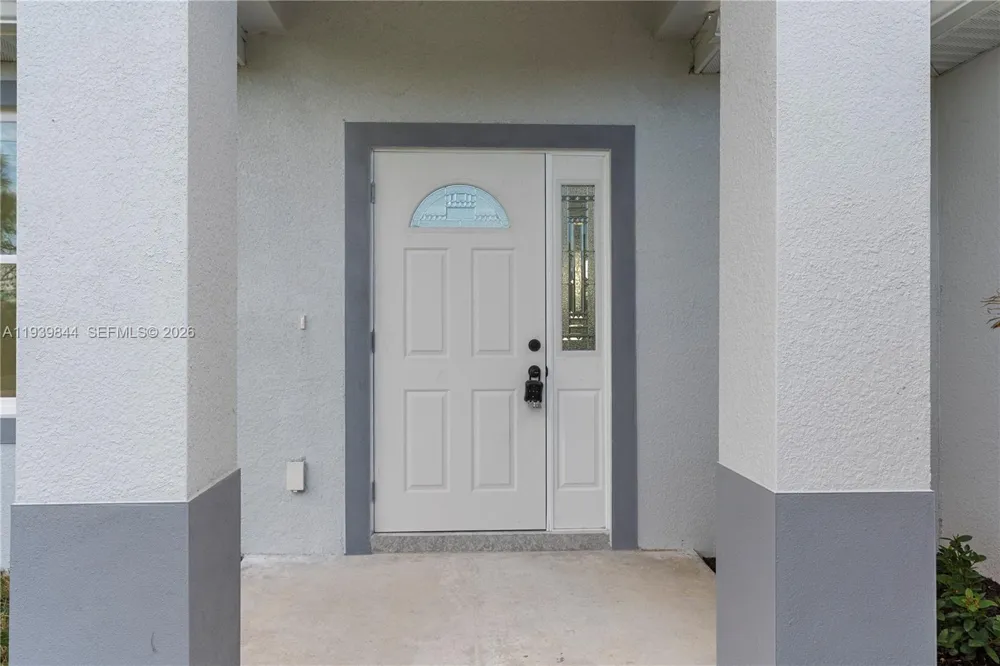3117 W 64th W Lehigh Acres, FL 33971