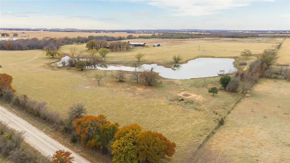 355 County Road 144 Comanche, TX 76442