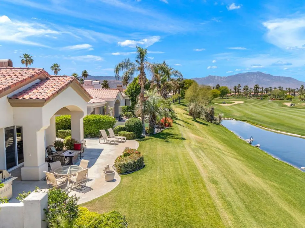 944 Mesa Grande Drive