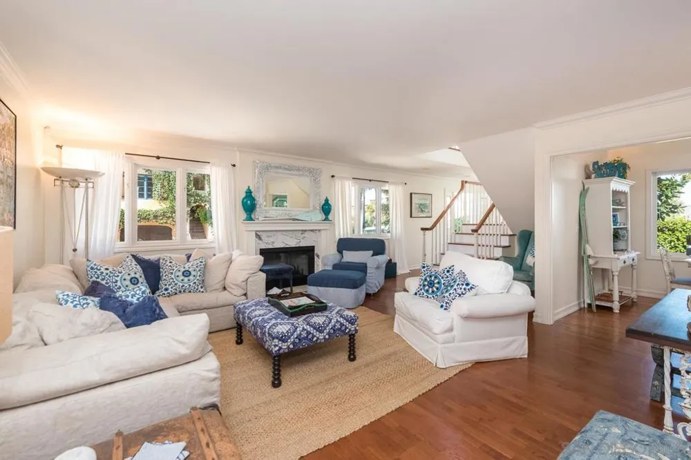 7337 Olivetas Ave La Jolla, CA 92037