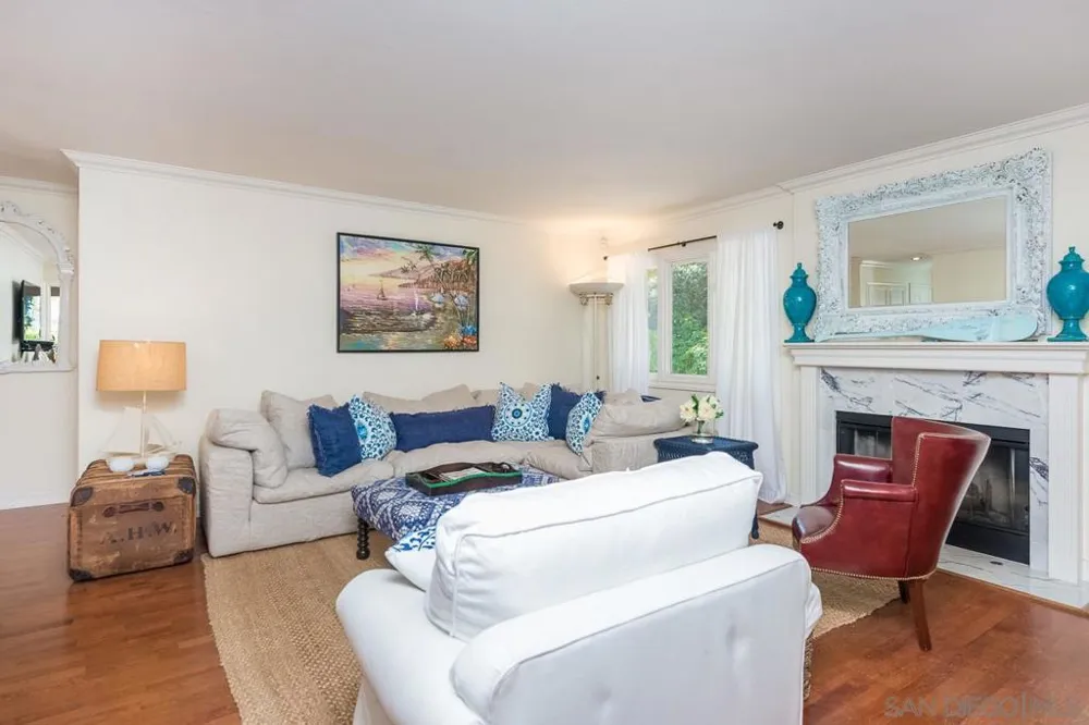 7337 Olivetas Ave La Jolla, CA 92037
