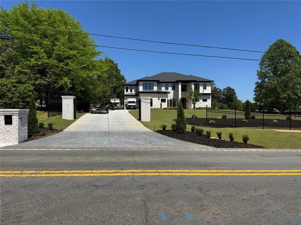 3425 Thompson Mill Road Buford, GA 30519
