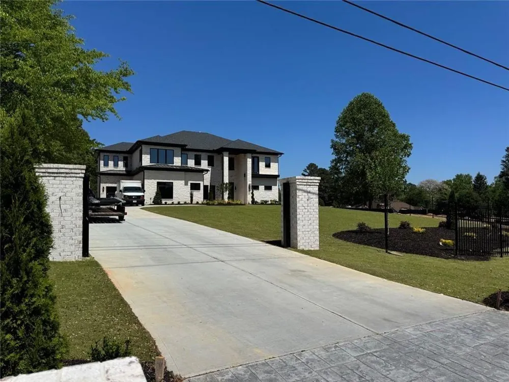 3425 Thompson Mill Road Buford, GA 30519