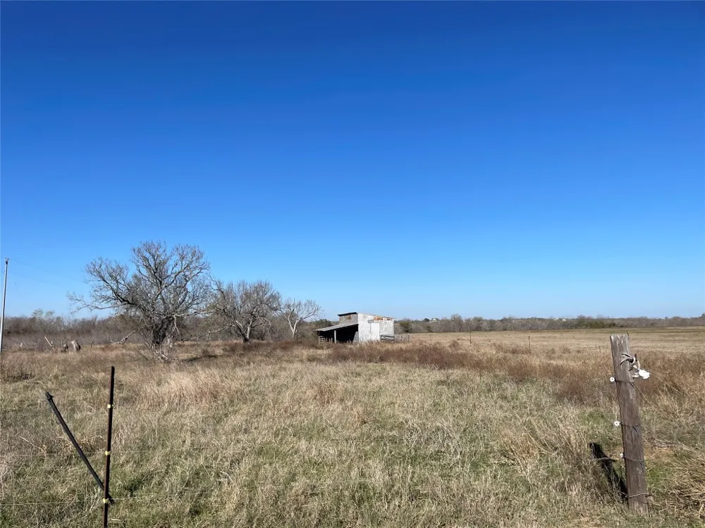 15657 Fm 86 Dale, TX 78616