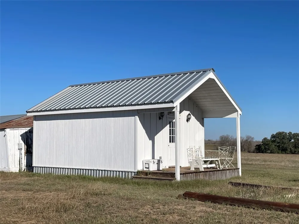15657 Fm 86 Dale, TX 78616