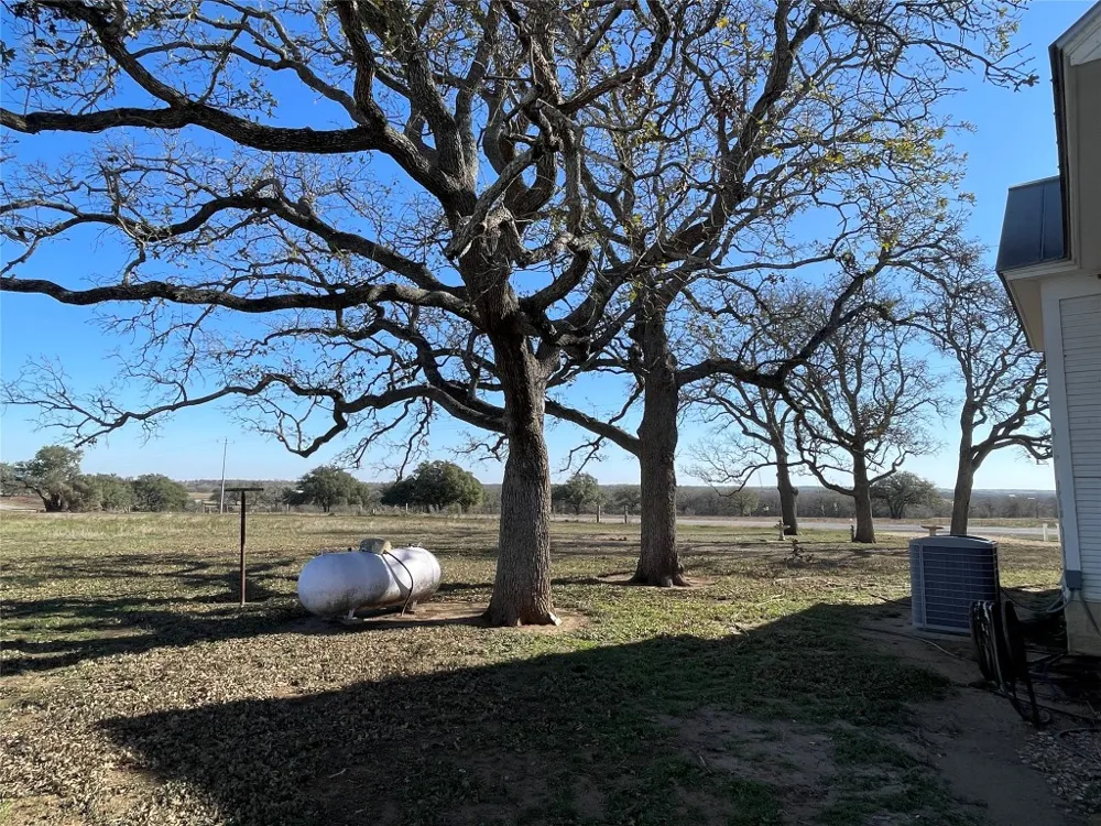 15657 Fm 86 Dale, TX 78616