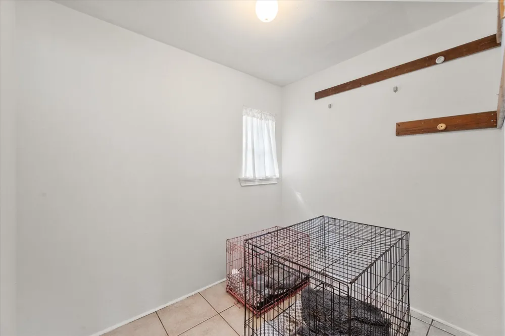 6951 E County Road 315 Buffalo, TX 75831