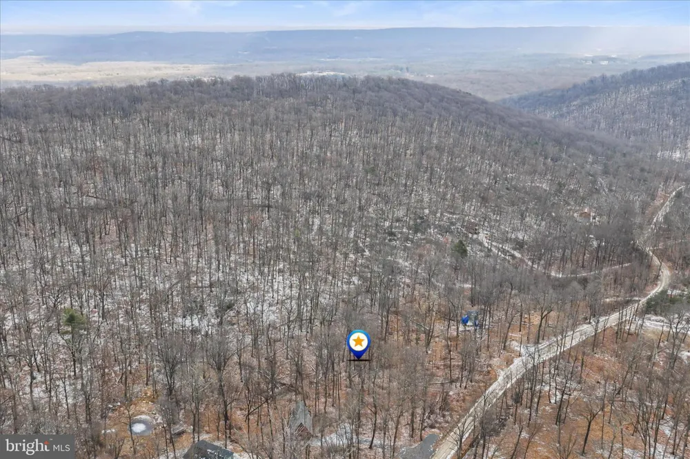 448 MAVERICK TRAIL Hedgesville, WV 25427