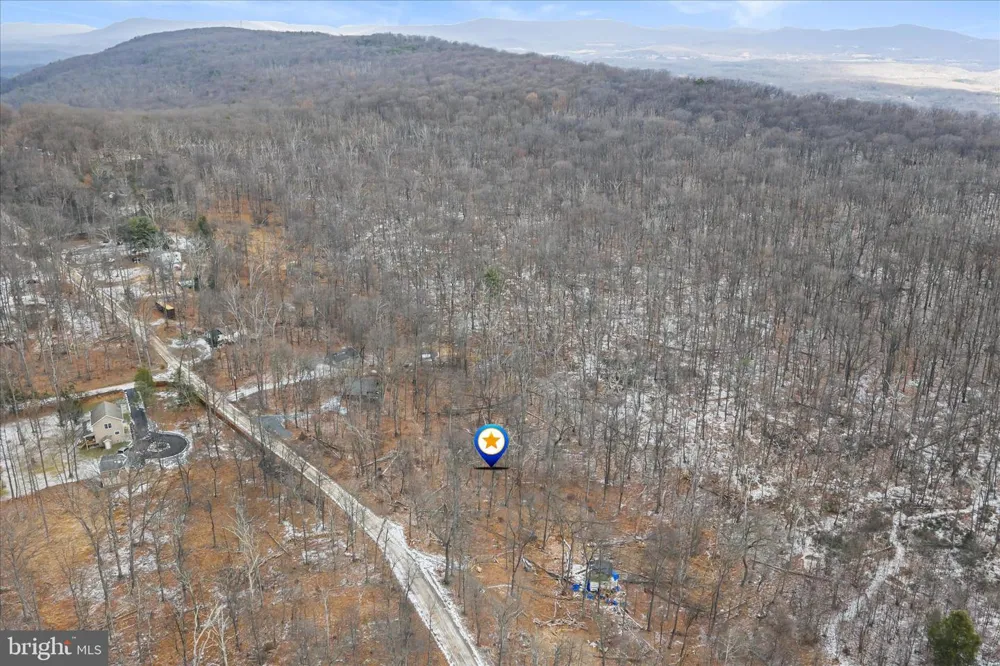 448 MAVERICK TRAIL Hedgesville, WV 25427
