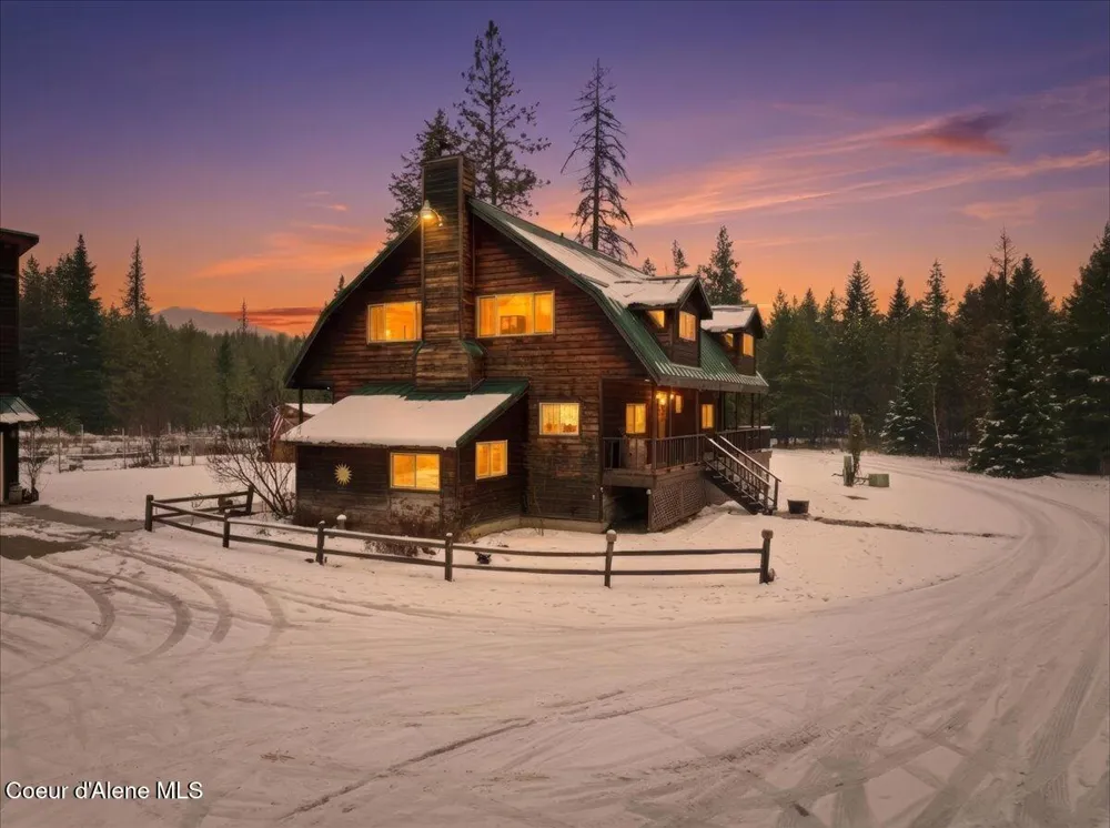 2495 Hoo Doo Loop Oldtown, ID 83822