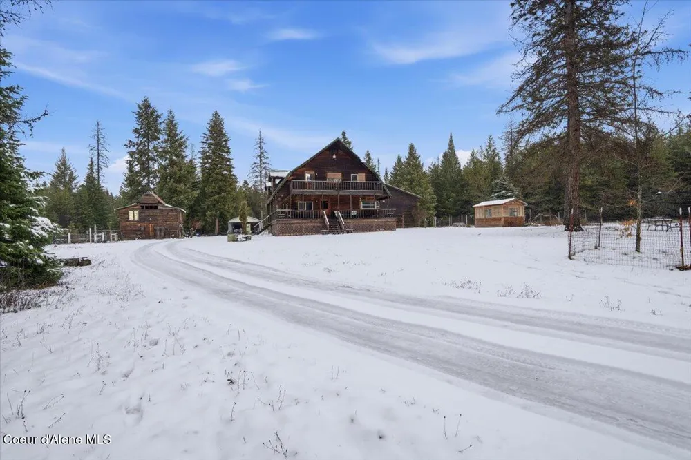 2495 Hoo Doo Loop Oldtown, ID 83822