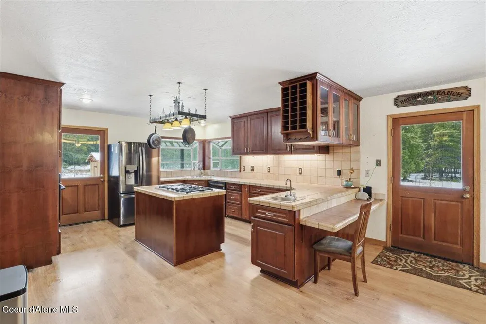 2495 Hoo Doo Loop Oldtown, ID 83822