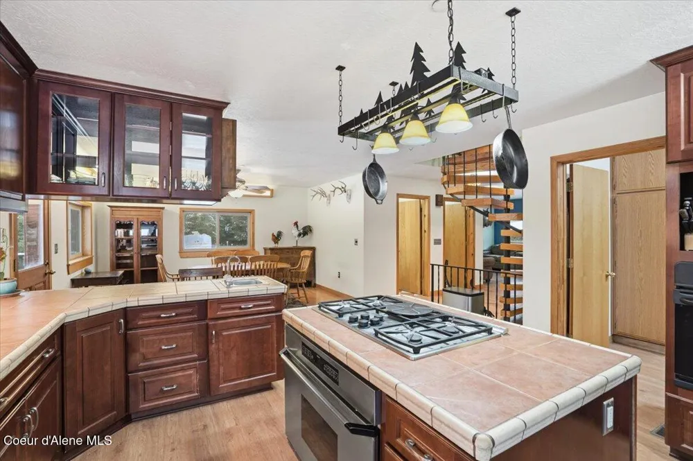 2495 Hoo Doo Loop Oldtown, ID 83822
