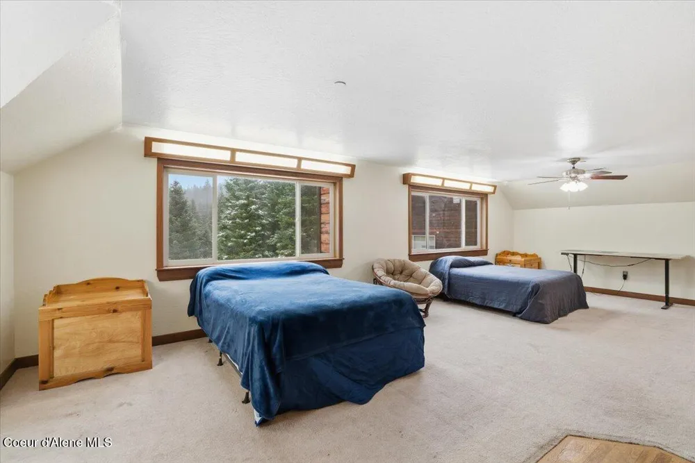 2495 Hoo Doo Loop Oldtown, ID 83822