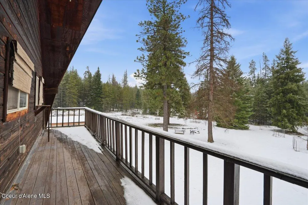 2495 Hoo Doo Loop Oldtown, ID 83822