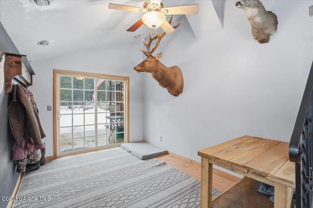 2495 Hoo Doo Loop Oldtown, ID 83822