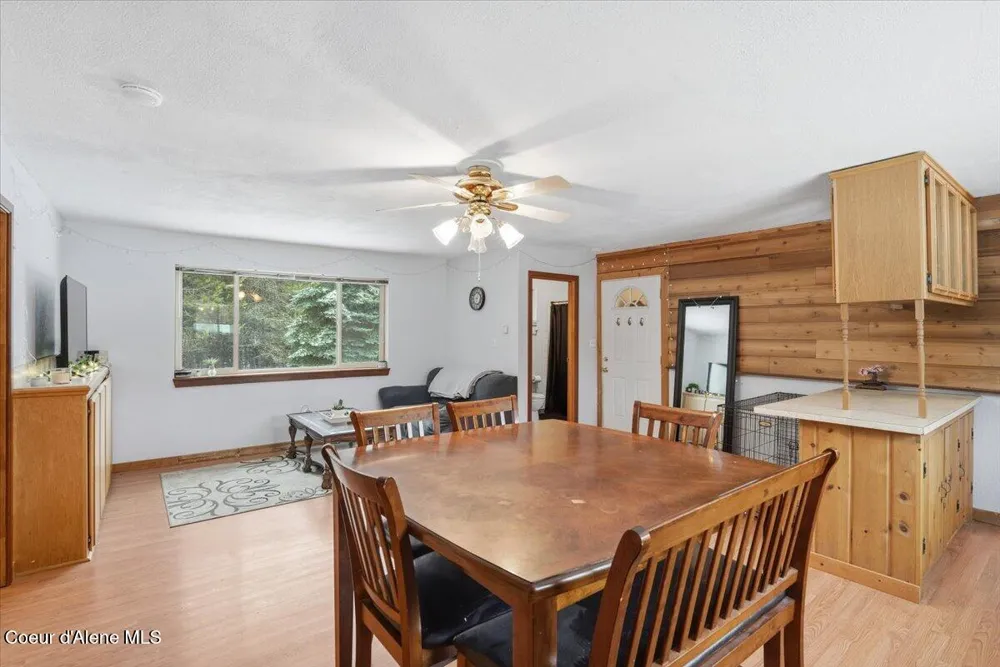 2495 Hoo Doo Loop Oldtown, ID 83822
