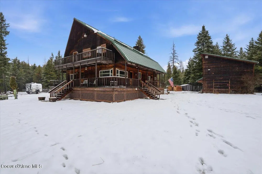 2495 Hoo Doo Loop Oldtown, ID 83822