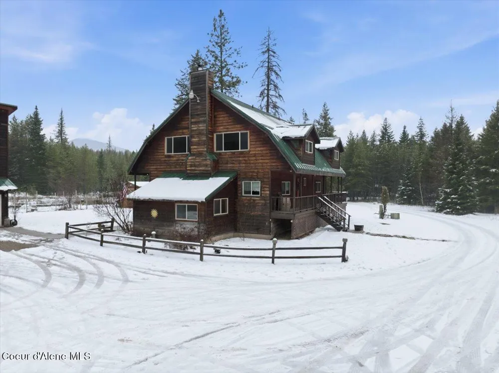 2495 Hoo Doo Loop Oldtown, ID 83822