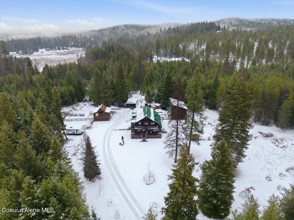 2495 Hoo Doo Loop Oldtown, ID 83822
