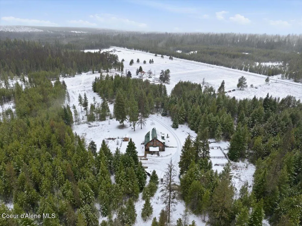 2495 Hoo Doo Loop Oldtown, ID 83822