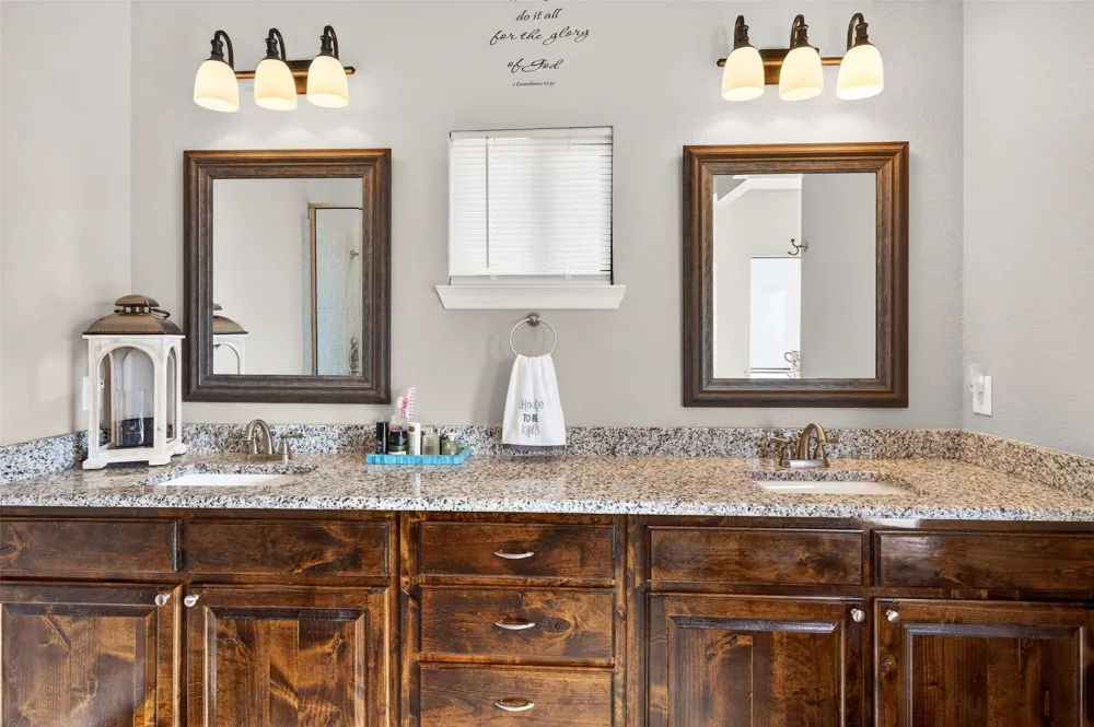 1081 County Road 3591 Paradise, TX 76073