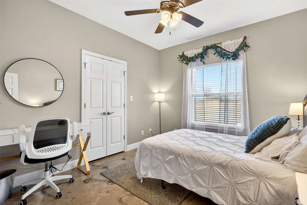 1081 County Road 3591 Paradise, TX 76073