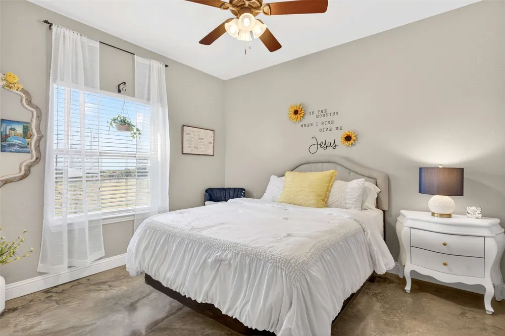 1081 County Road 3591 Paradise, TX 76073