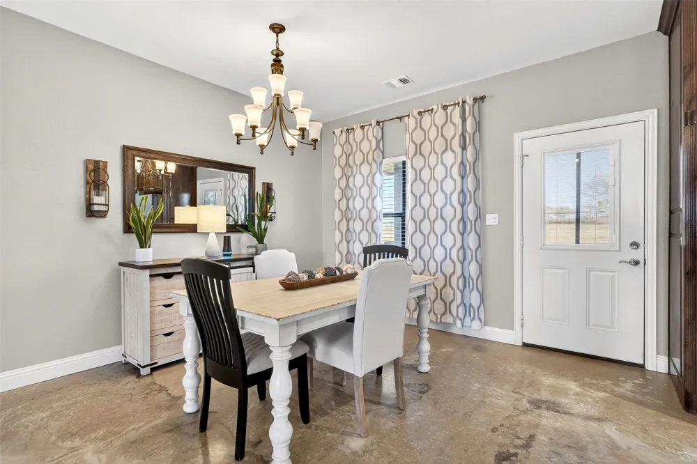 1081 County Road 3591 Paradise, TX 76073