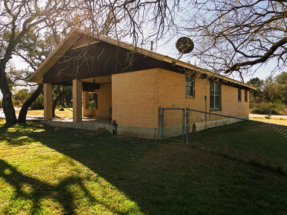1003 Ridge St Lampasas, TX 76550