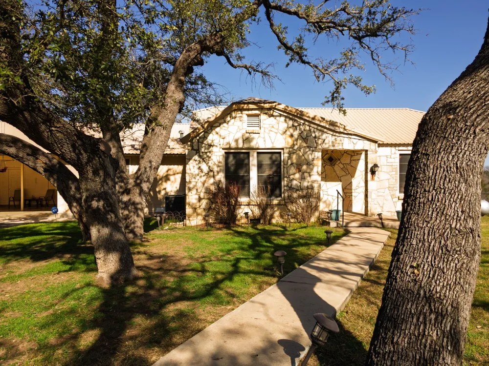 1003 Ridge St Lampasas, TX 76550